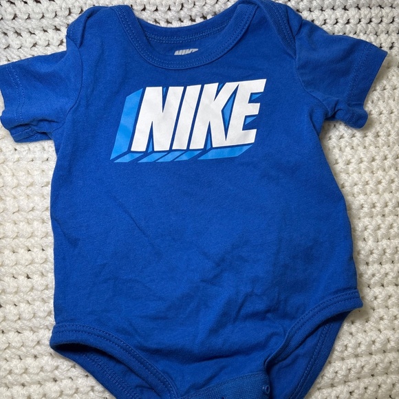 Nike Blue Just Do It Infant one piece 3Months Unisex Lot Of 2 - Picture 5 of 6